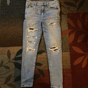 Never Worn American Eagle Ripped Jeans